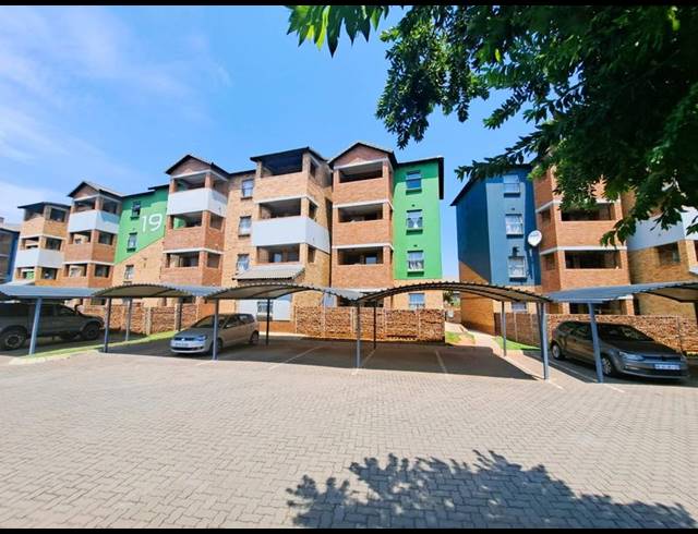 2 BEDROOM APARTMENT FOR SALE IN HEUWELOORD